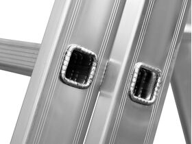 Фото  СИБИН число ступеней 3 х 7, алюминий, максимальная нагрузка 150 кг, лестница универсальная трехсекционная 38833-07